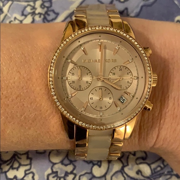 Michael Kors Ritz Chronograph Watch - Picture 3 of 8